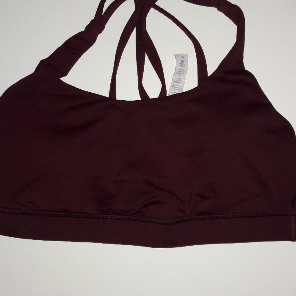 Lululemons yoga top